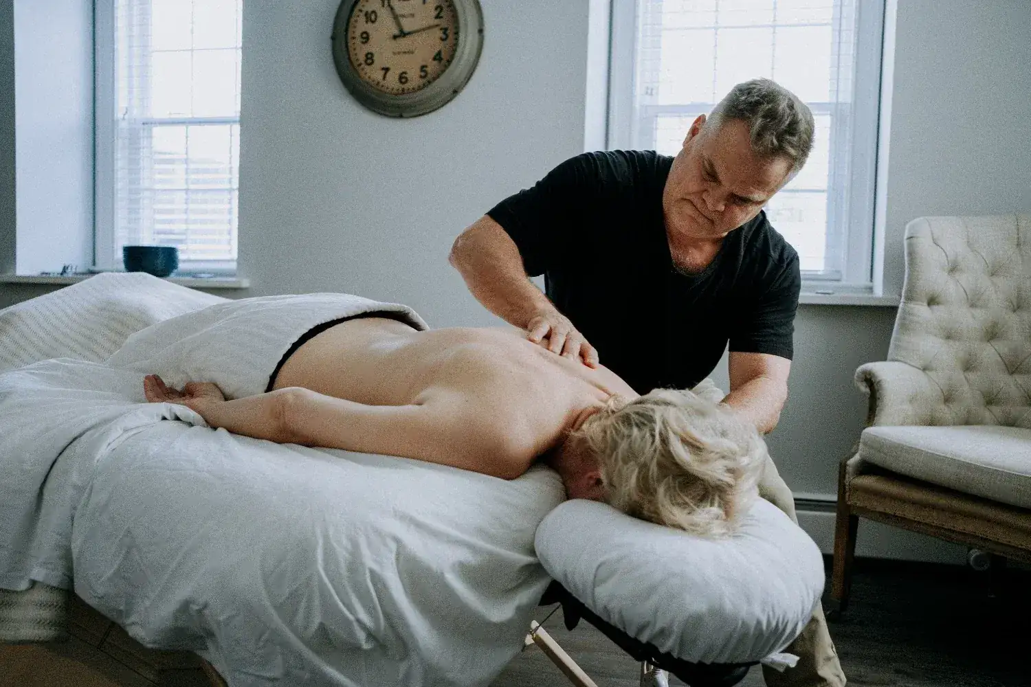 Mark in session | Dharma Massage